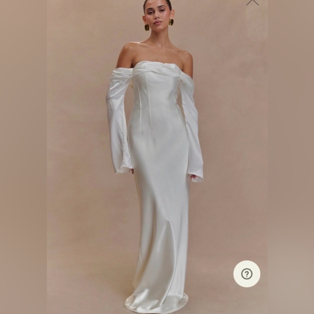 Meshki Giselle Off Shoulder Dress
